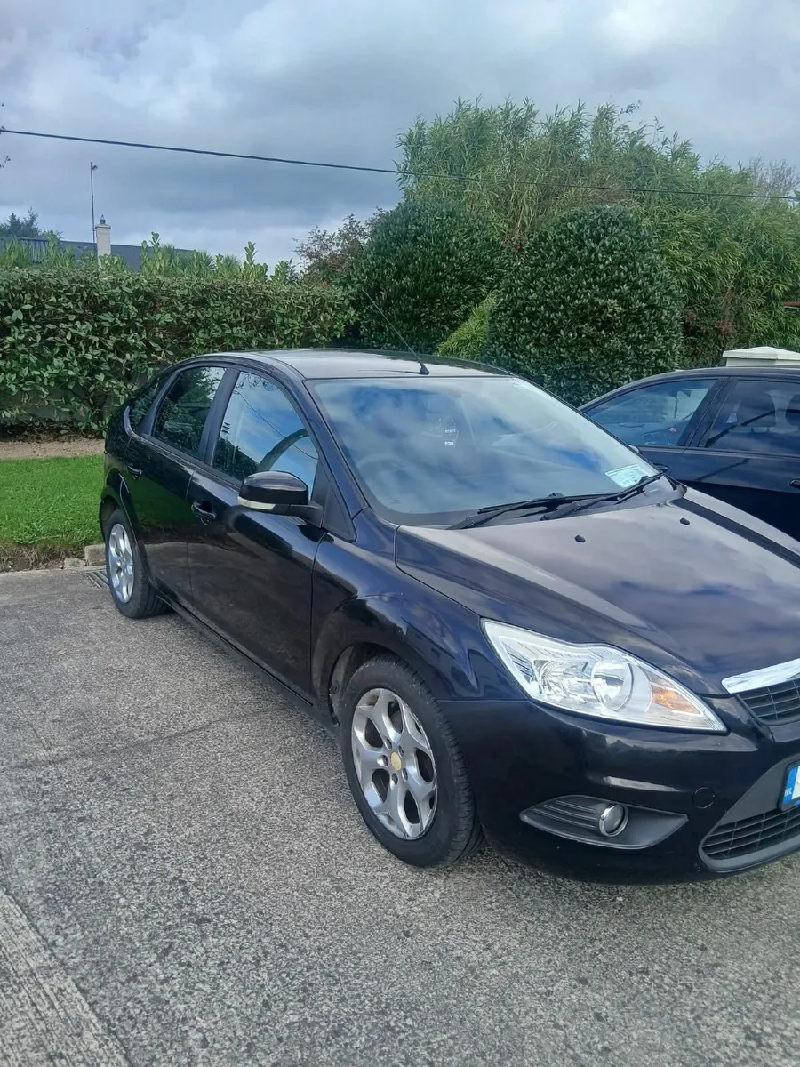 Ford Focus 2011 - Image 2