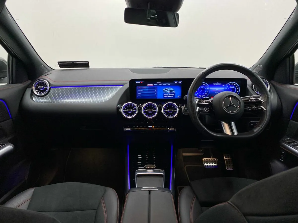 Mercedes-Benz EQA EQA 250+ AMG LINE EXECUTIVE | He - Image 4