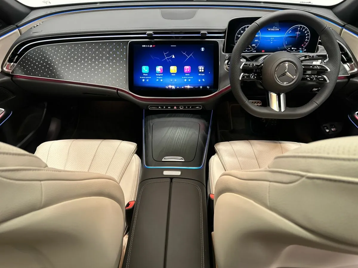 Mercedes-Benz E-Class E300 e AMG Edition + PHEV - Image 4