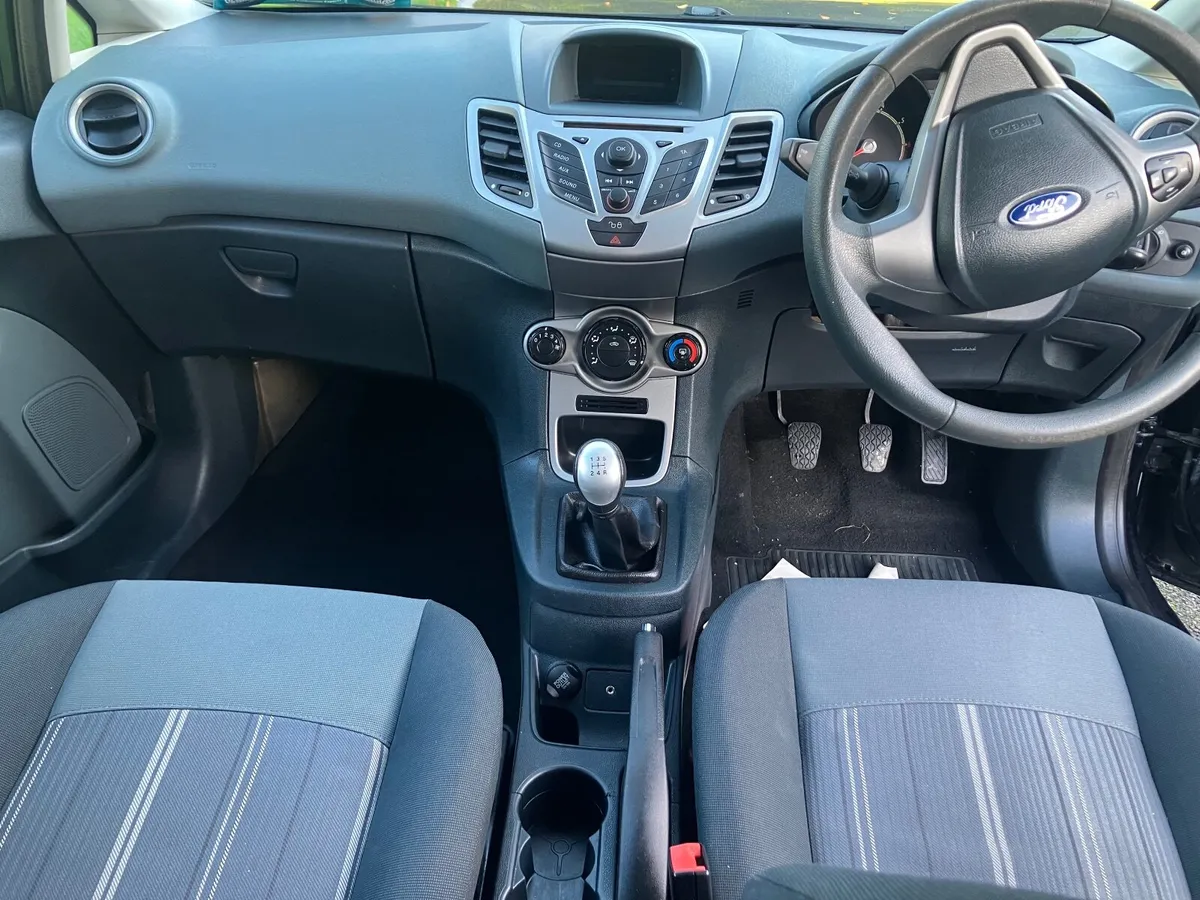 Ford Fiesta 1.25P New Nct - Image 4