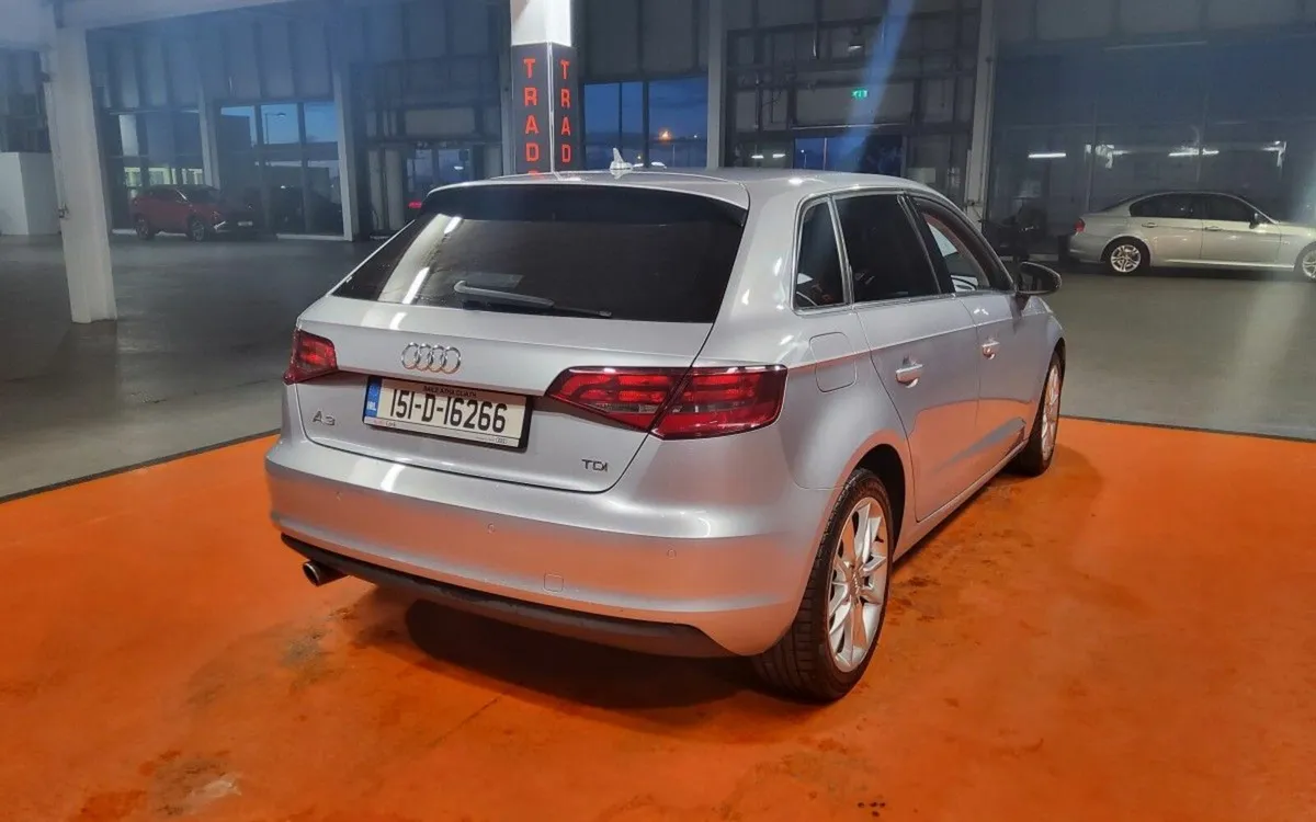 Audi A3 1.6 TDI SE - Image 3