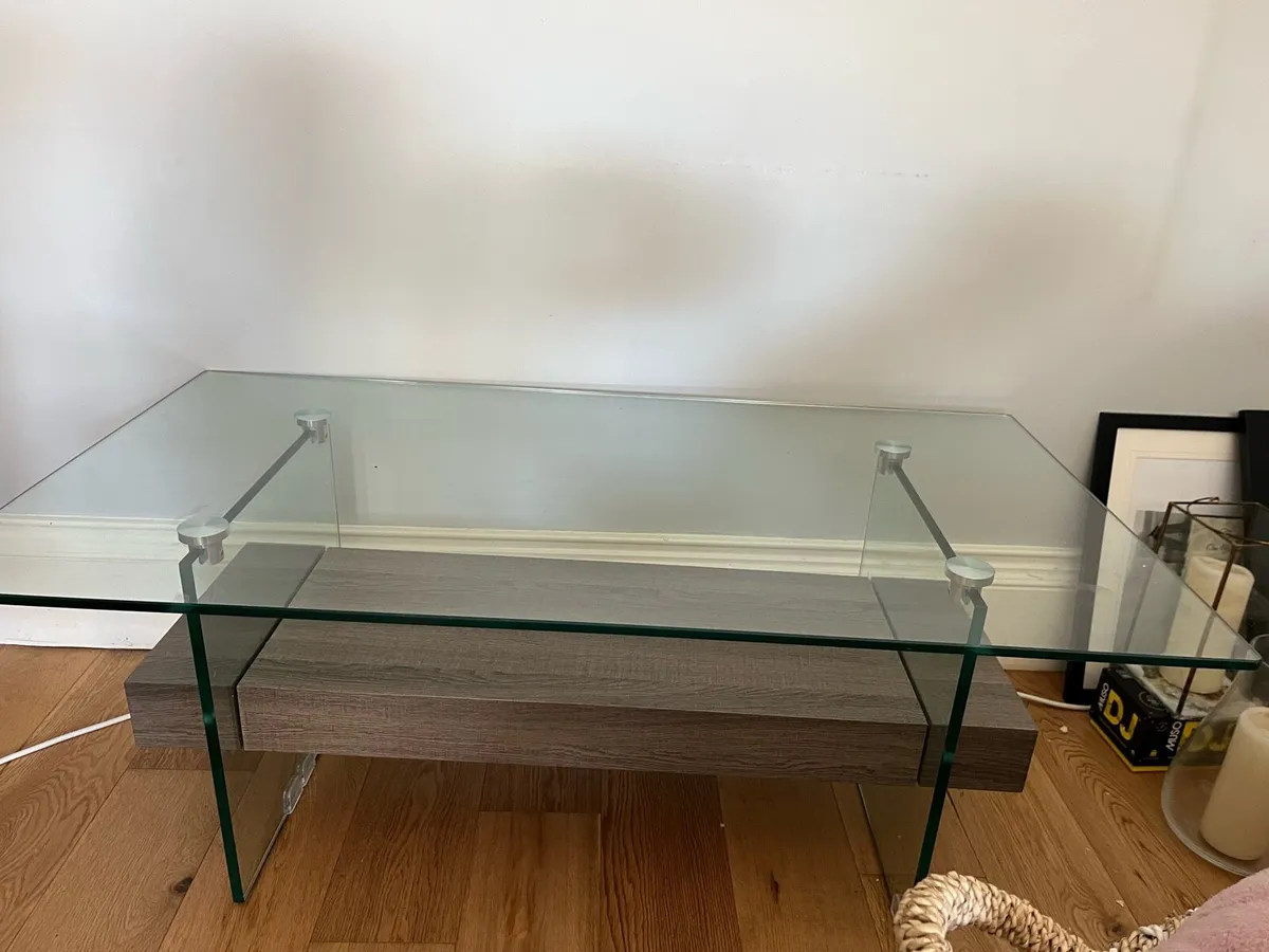 Modern Glass coffee table - Image 4