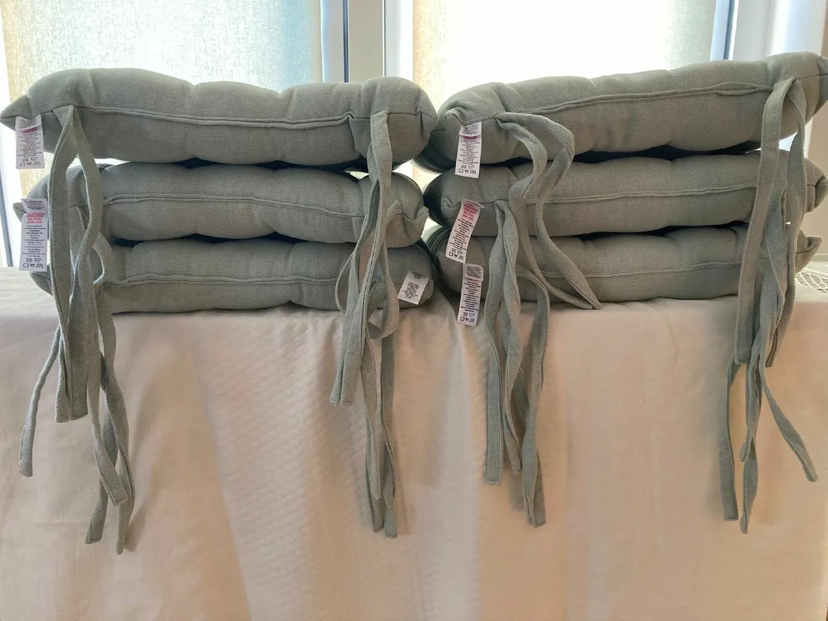 Lamps/throws - Image 4