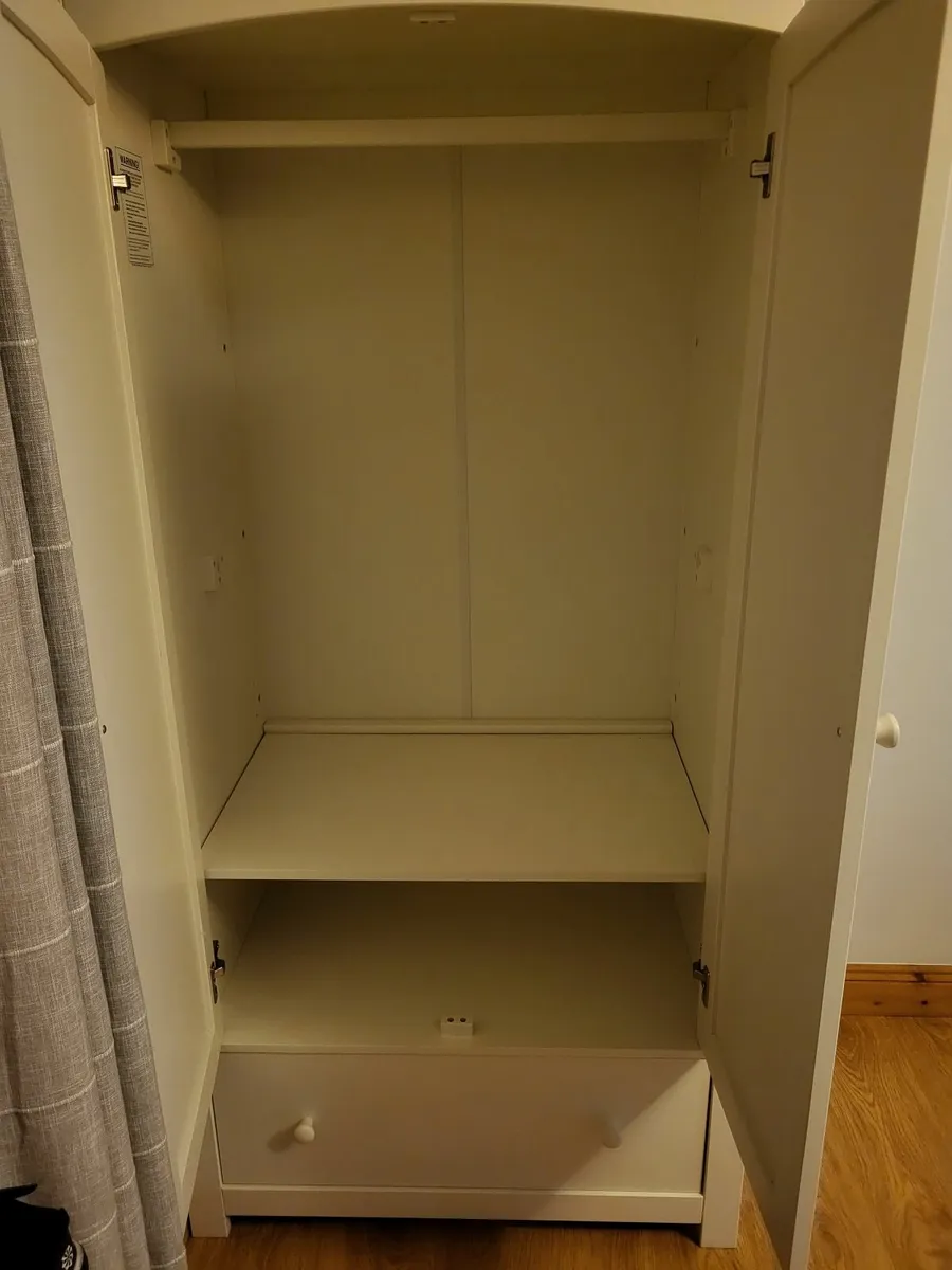 Mamas and Papas Mia Wardrobe - Image 4