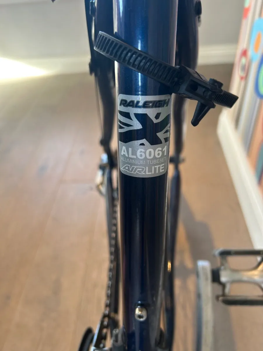 Raleigh Urban 2 Men’s Bike - Image 3