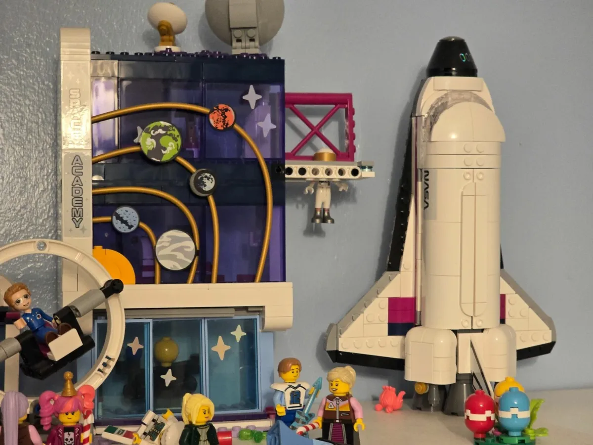 41713 Lego Olivia's Space Academy - Image 2