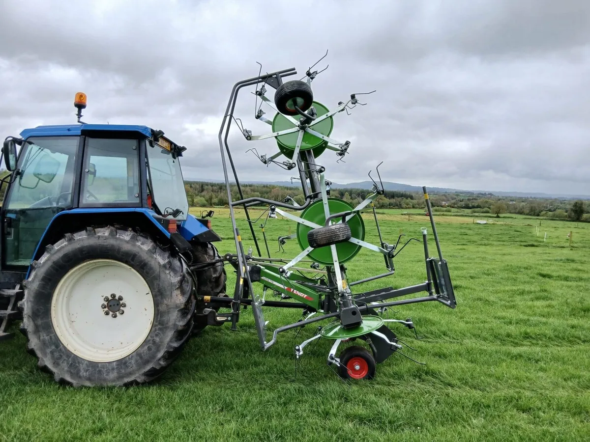 Fendt Lotus 770 Tedder NEW NEW - Image 2