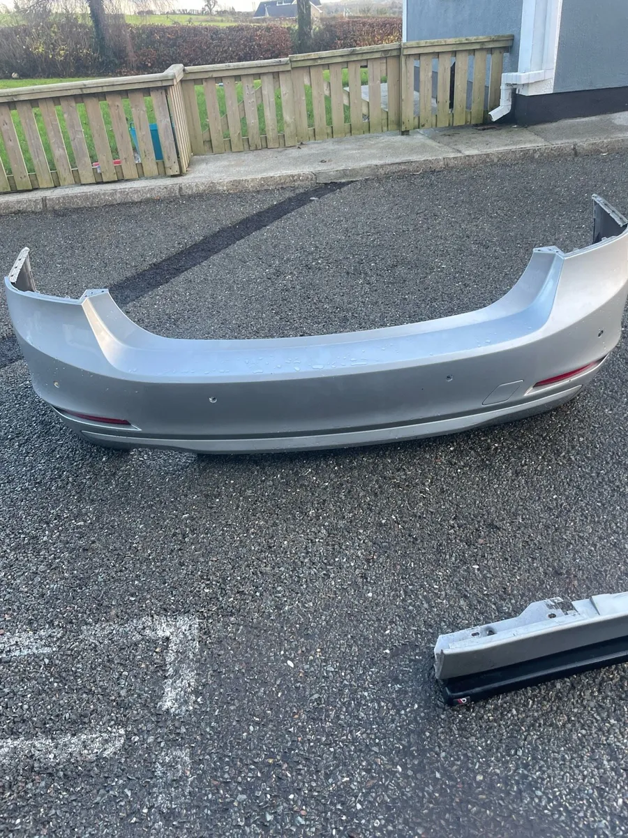 BMW f30 bumper - Image 1