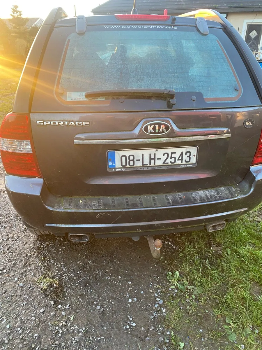 2008 Kia Sportage - Image 2