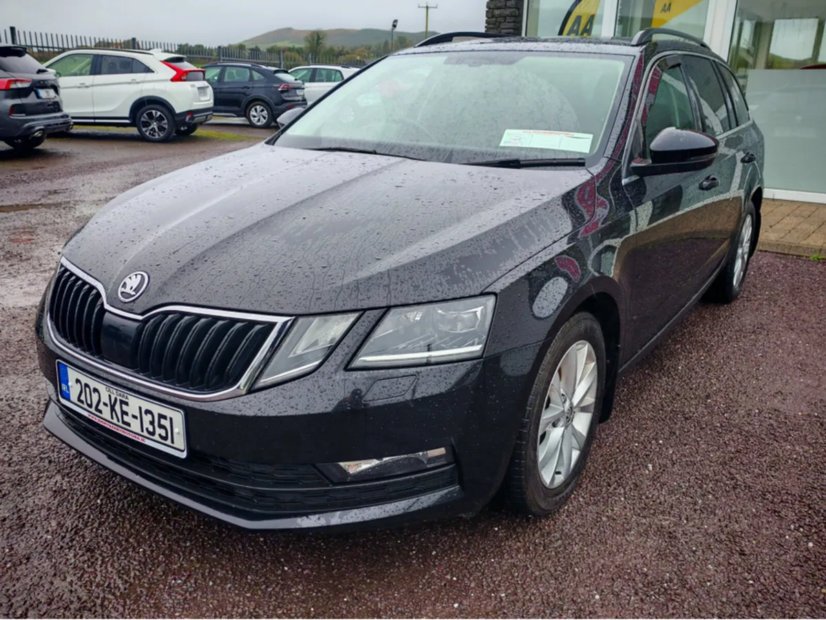 SKODA OCTAVIA AMBITION 2.0 TDI 115HP 5DR - Image 3