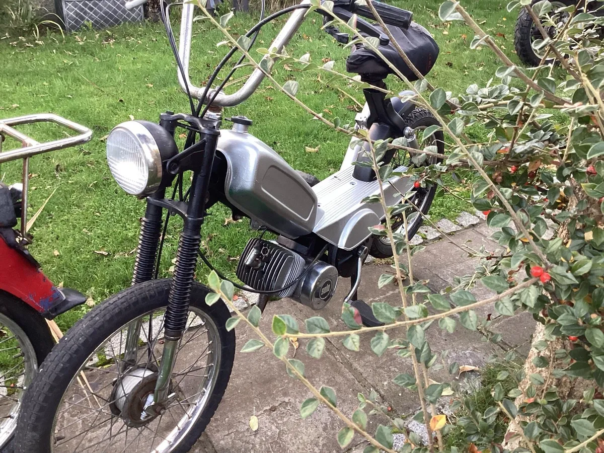 Vintage pedal mopeds - Image 4