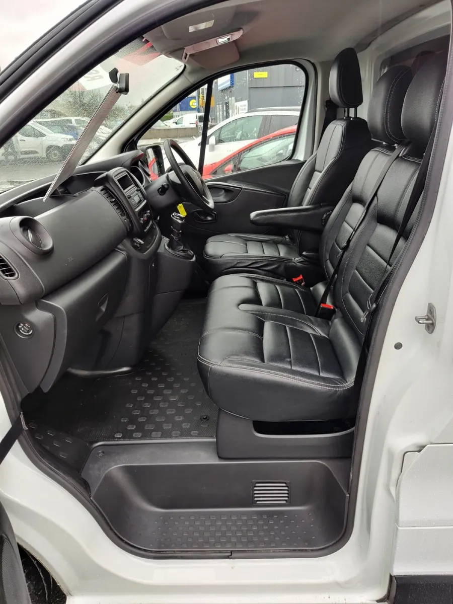 Renault Trafic 192 2.0 Dci Low Km New Test Vat In - Image 3