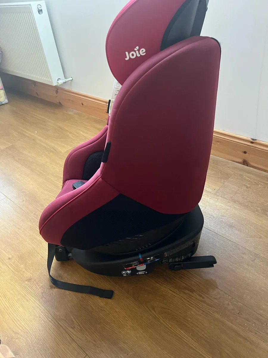 Joie Car seat - 360 swivel - Image 4