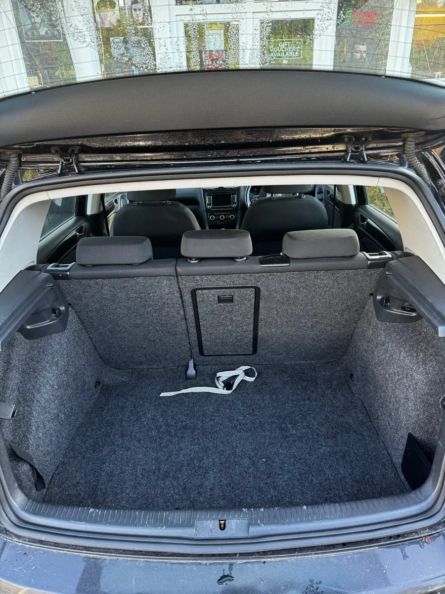 Golf 2011 TDI CLEAN CAR - Image 3