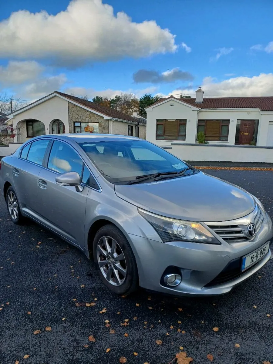 TOYOTA AVENSIS 2012 LOW KM NEW NCT - Image 1