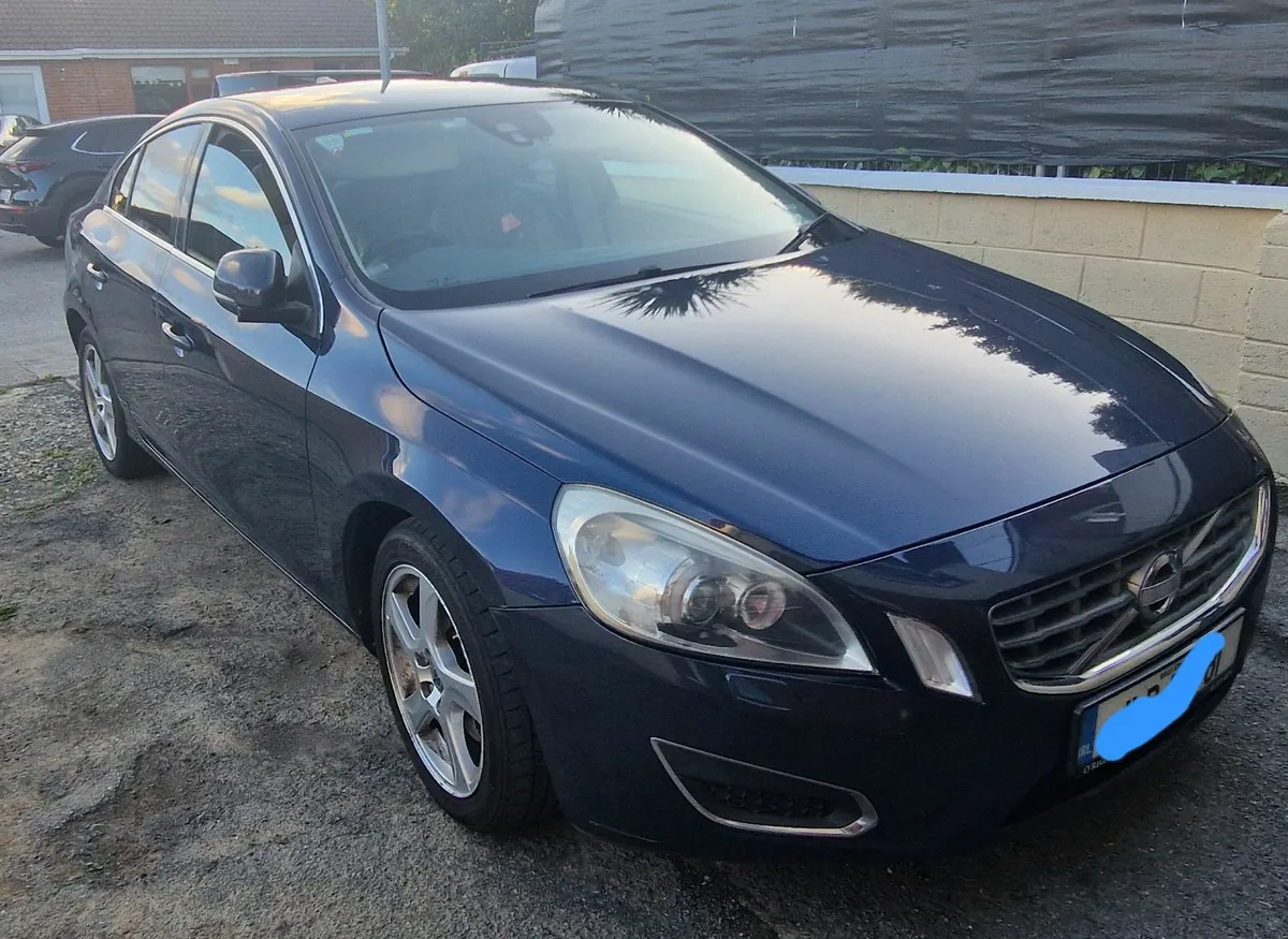 Volvo S60 2011 - Image 4