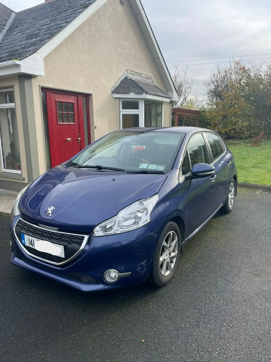 Peugeot 208 2014 - Image 2