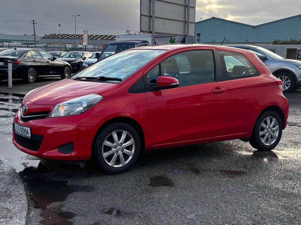 2013 Toyota Yaris 1.0 VVT-I Sport Nct 07/26 - Image 3
