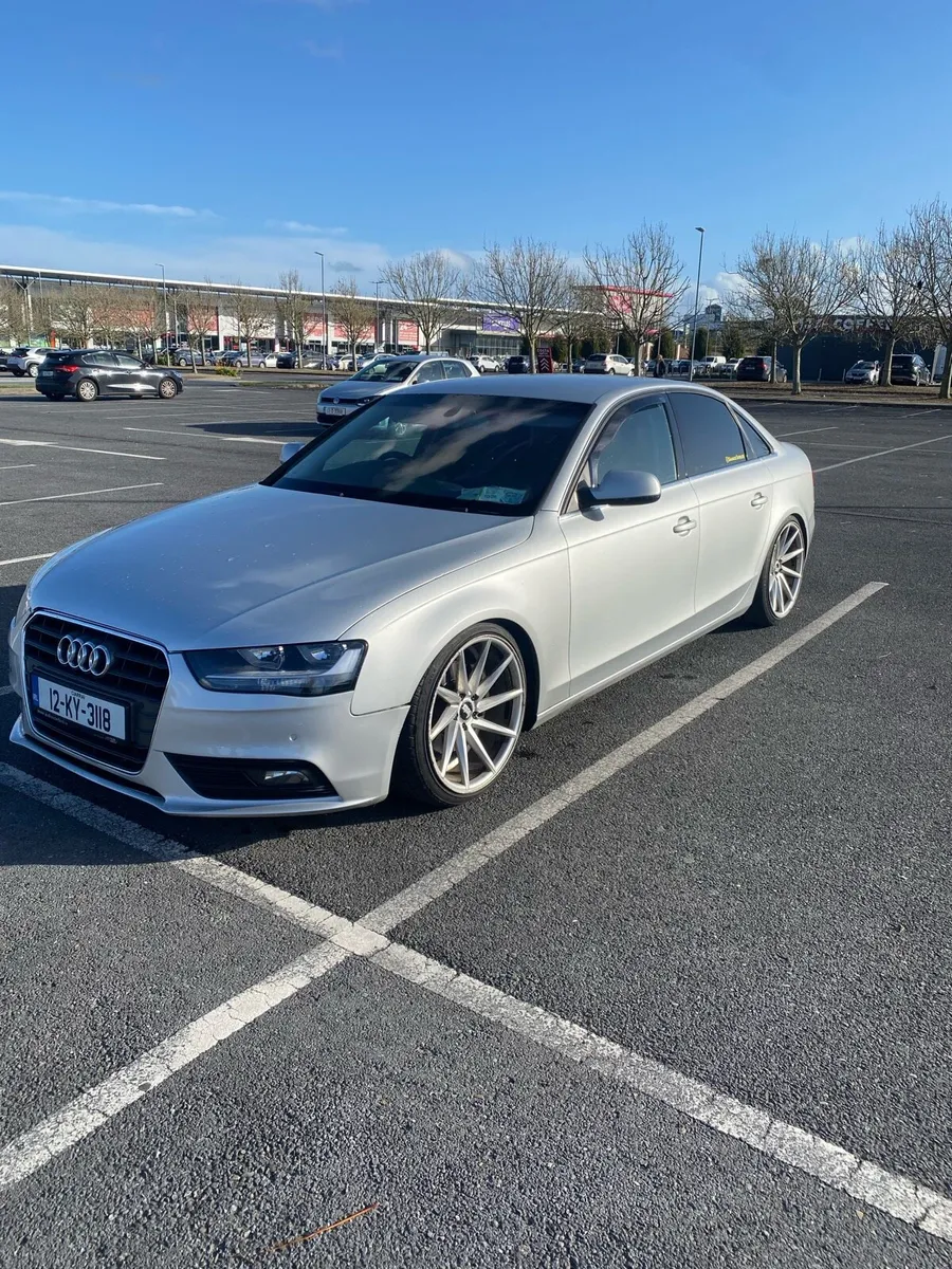 Audi A4 - Image 1