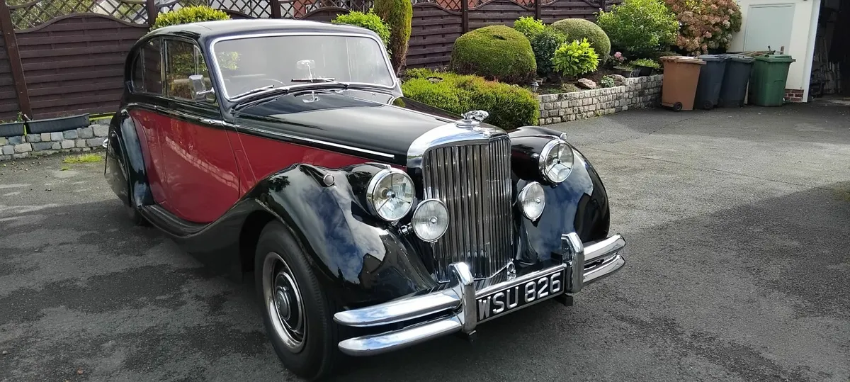 1933 Austin 7  RP saloon and Jaguar MK V  3.5ltr. - Image 1