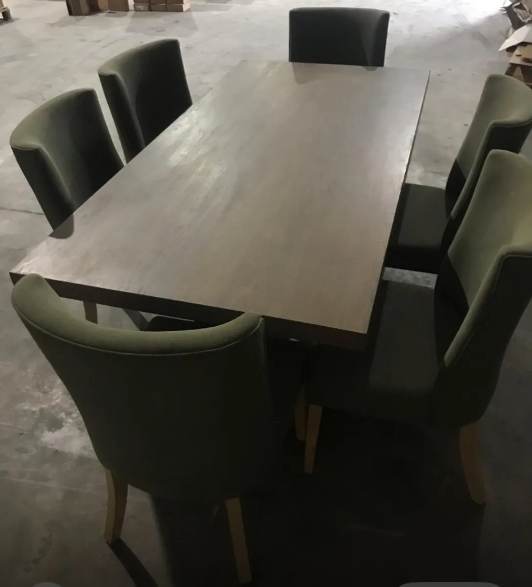 Rectangular 6 seater Table