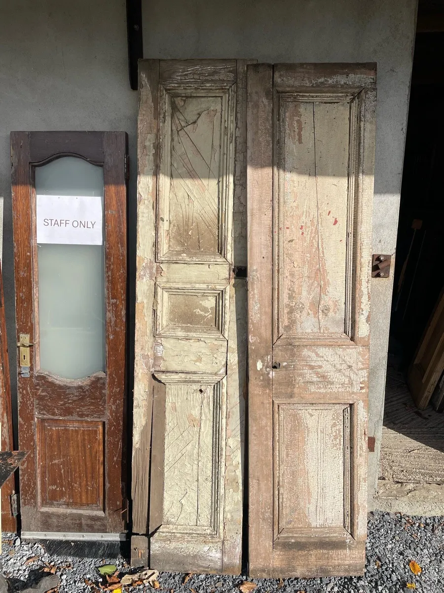 Old Stools tables Guinness bottles pictures - Image 1