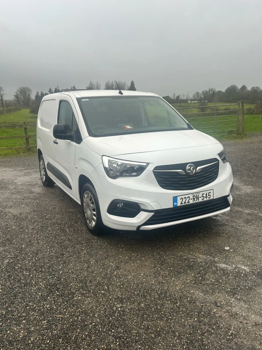 2022 Opel combo - Image 1