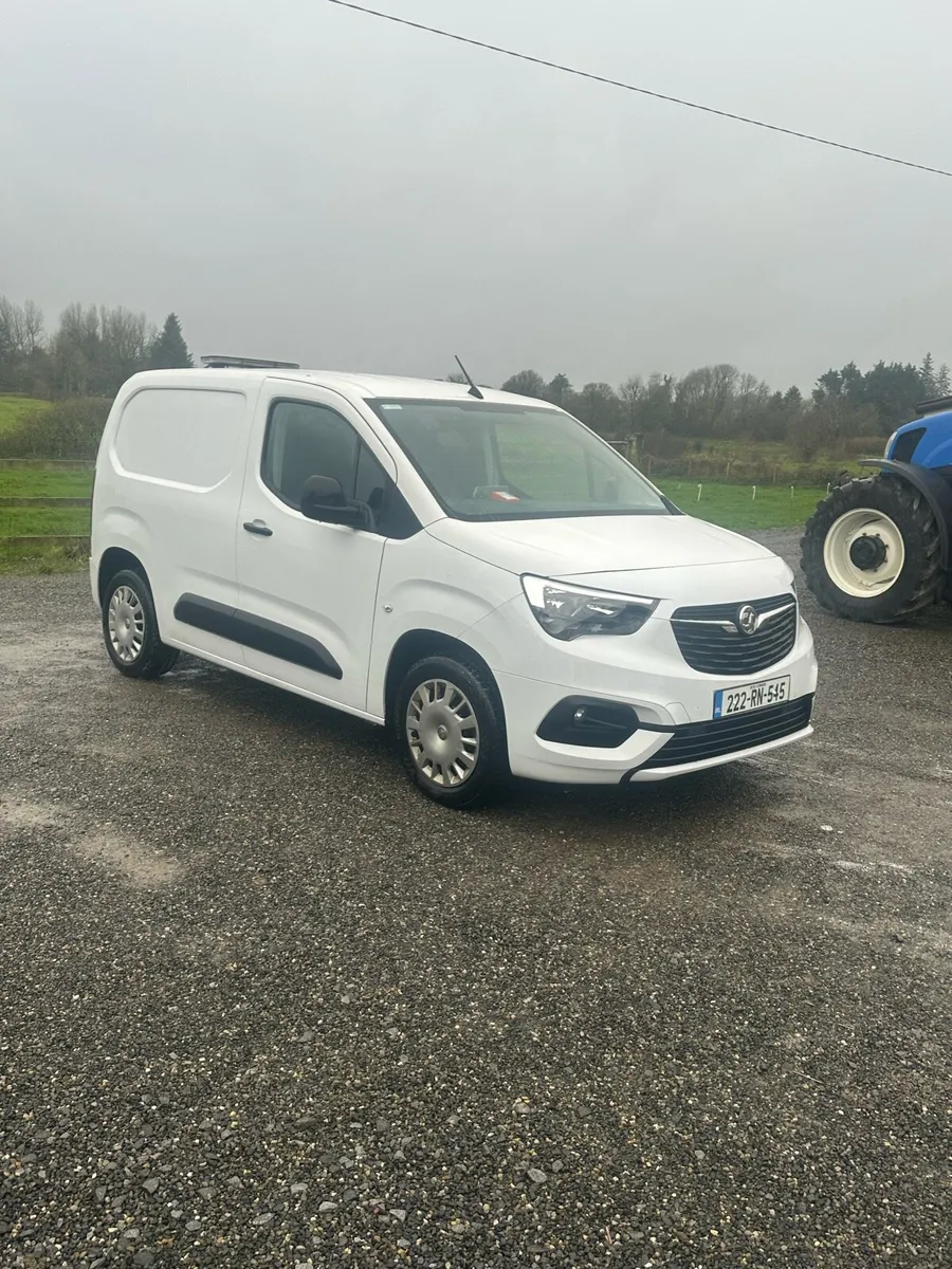 2022 Opel combo - Image 3