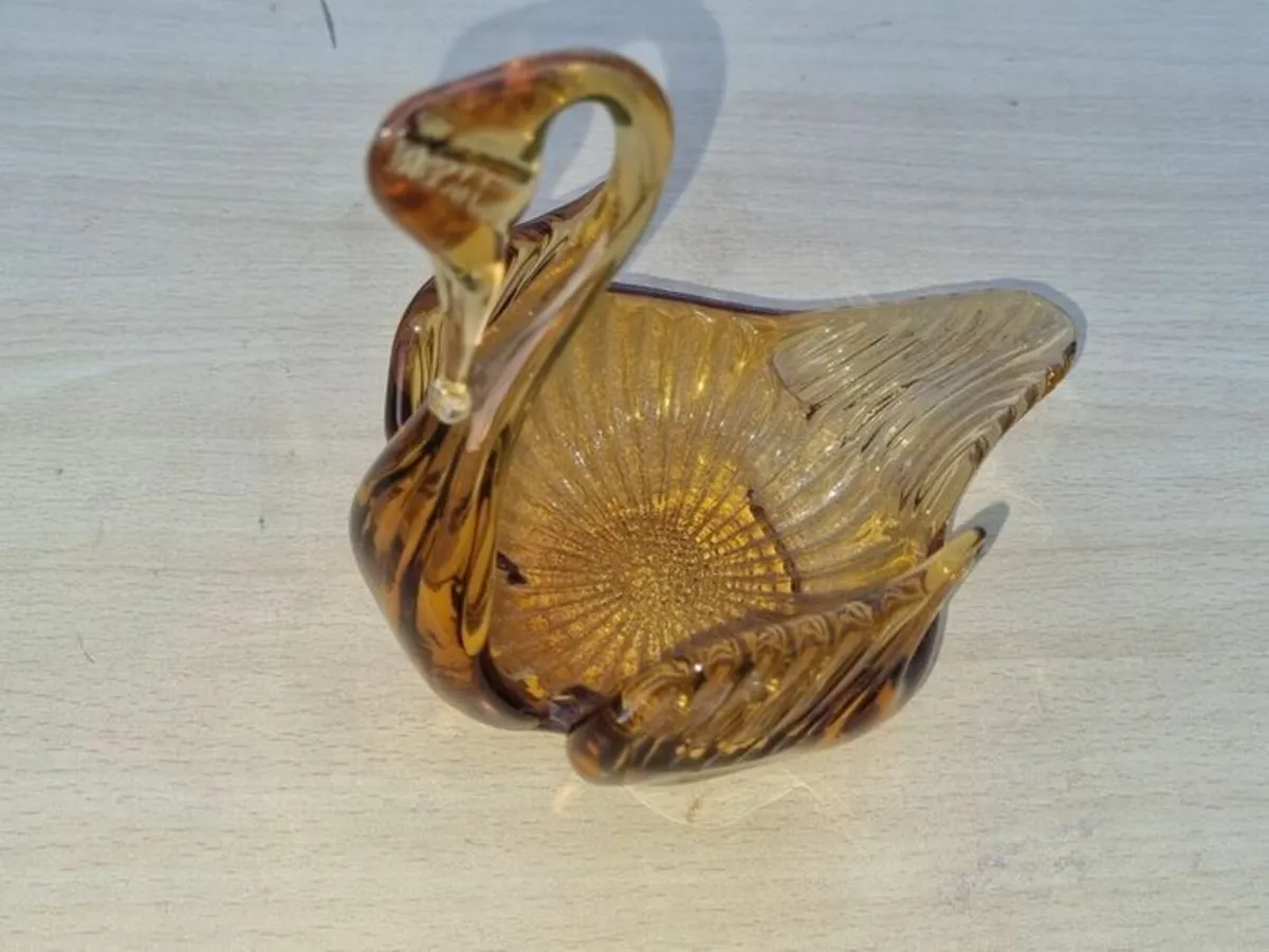 Vintage Amber Hand Blown Glass Swan Dish - Image 4