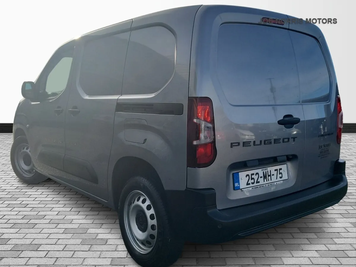 Peugeot Partner PRO PLUS 1.5 HDI 100 *Plus VAT - Image 4