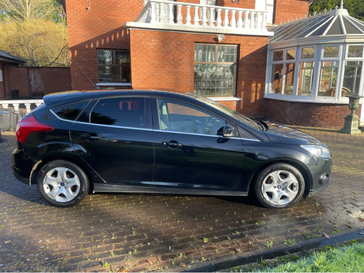 Ford Focus 1.6 TDCI EDGE ECONETIC 1 105PS 5DR - Image 3