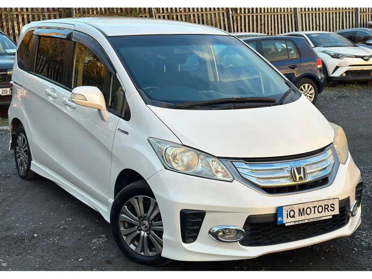 Honda Freed 1.5 Petrol Hybrid Petrol 7 Seater Fres - Image 1
