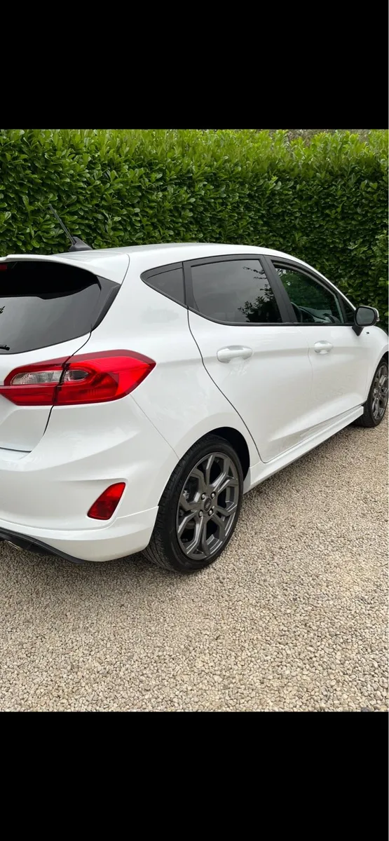 Ford Fiesta 1.0 T   ST Line ❌125 PS❌ - Image 3