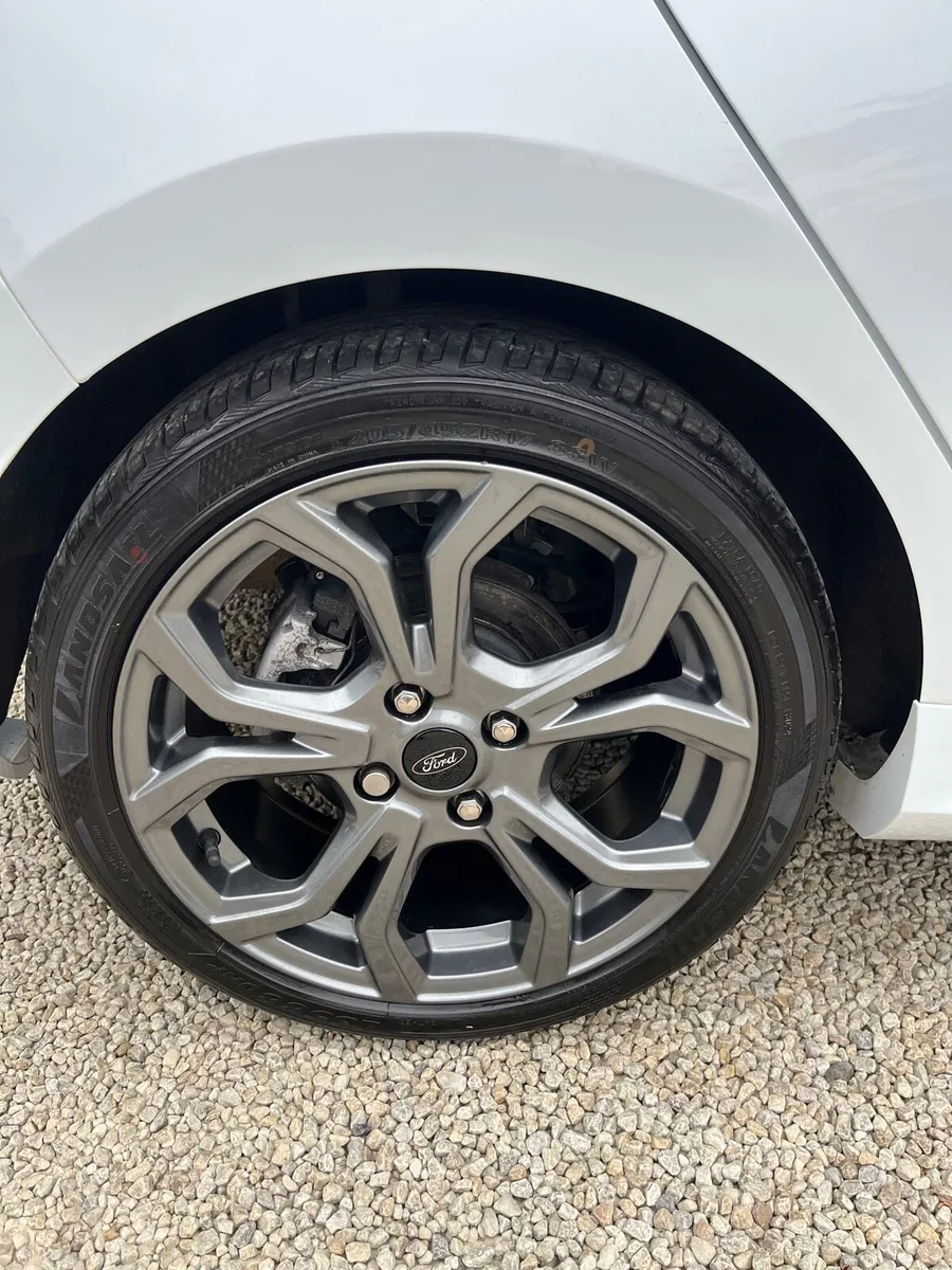 Ford Fiesta 1.0 T   ST Line ❌125 PS❌ - Image 4