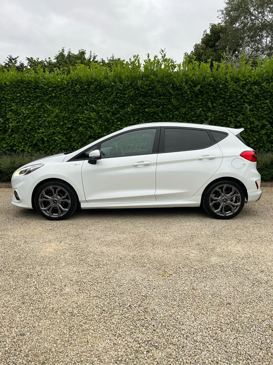 Ford Fiesta 1.0 T   ST Line ❌125 PS❌ - Image 1