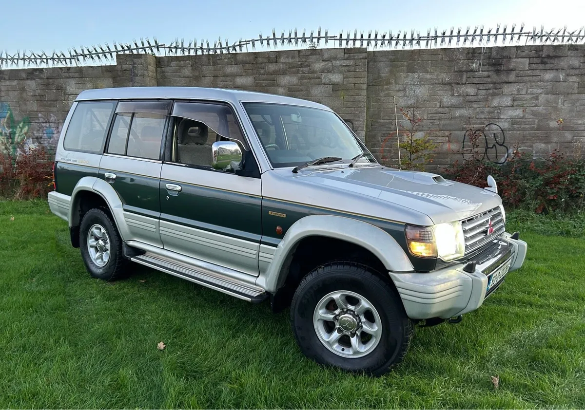Mitsubishi Pajero 2.8 Auto Exceed - Image 1
