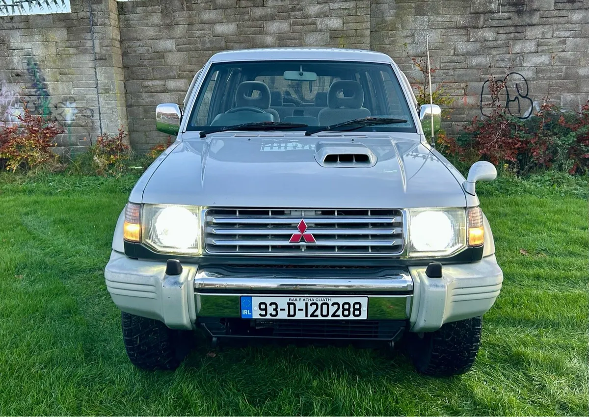 Mitsubishi Pajero 2.8 Auto Exceed - Image 3