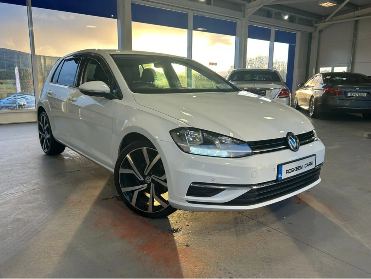 Volkswagen Golf 1.6 TDI SE BLUEMOTION 115PS 5DR - Image 1