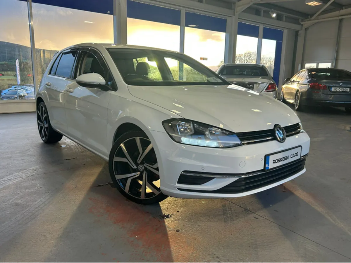 Volkswagen Golf 1.6 TDI SE BLUEMOTION 115PS 5DR - Image 4