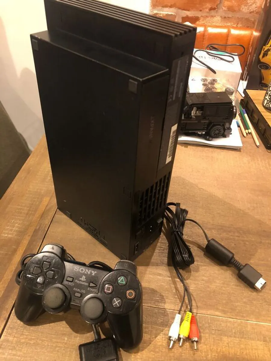 RETRO XMAS - Ps2 - Black Sony Playstation 2 - Model SCPH-30003 with controller - #311 - Image 2