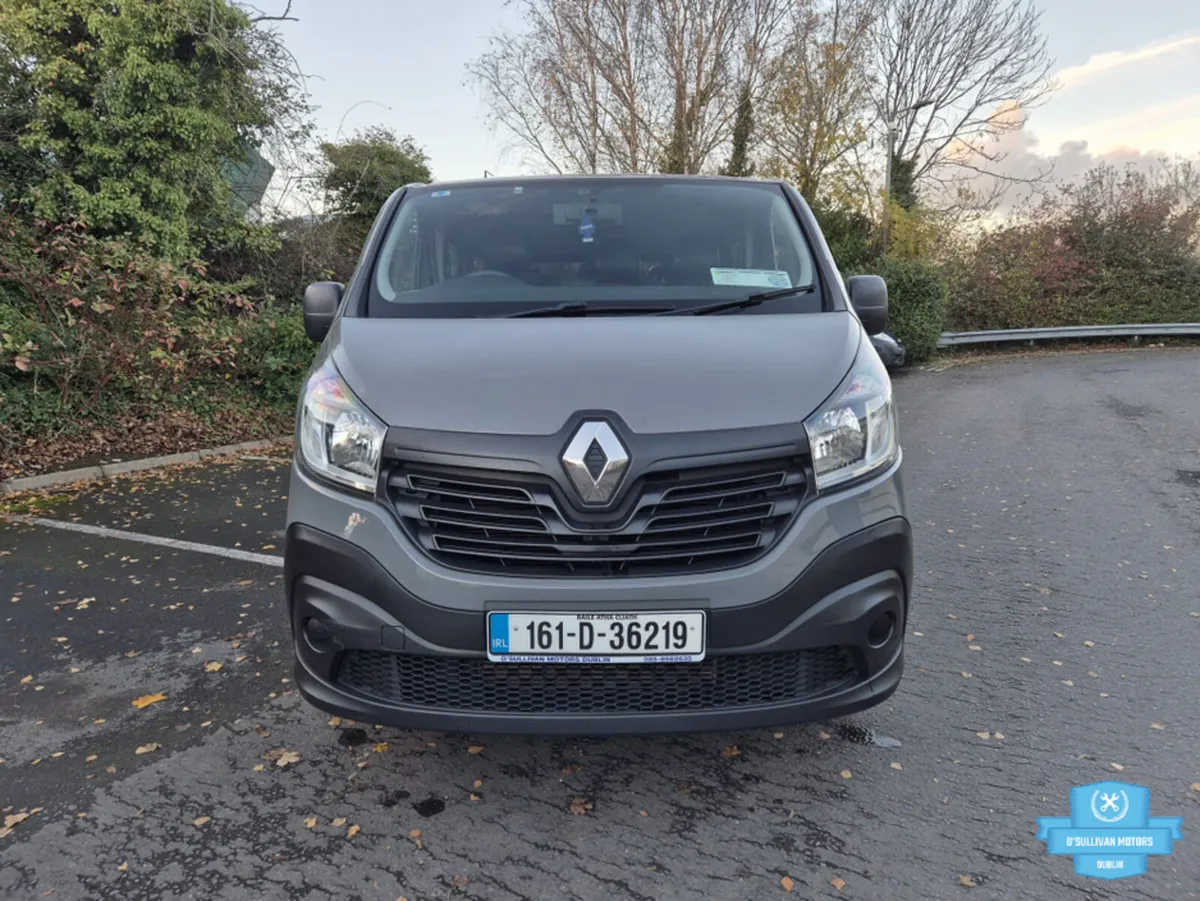 Renault Trafic / 2016/1.6 DIESEL/9 SEATER/MANUAL - Image 2