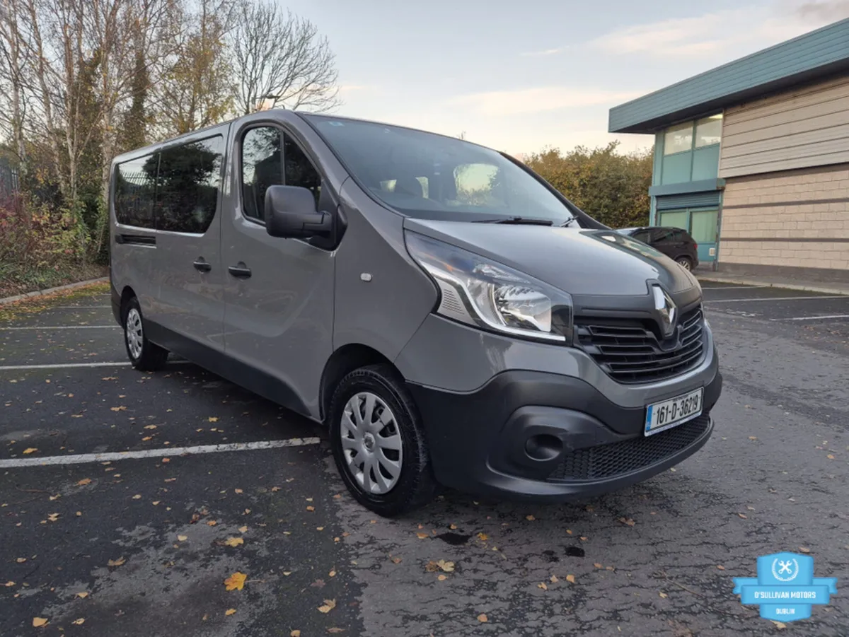 Renault Trafic / 2016/1.6 DIESEL/9 SEATER/MANUAL - Image 3