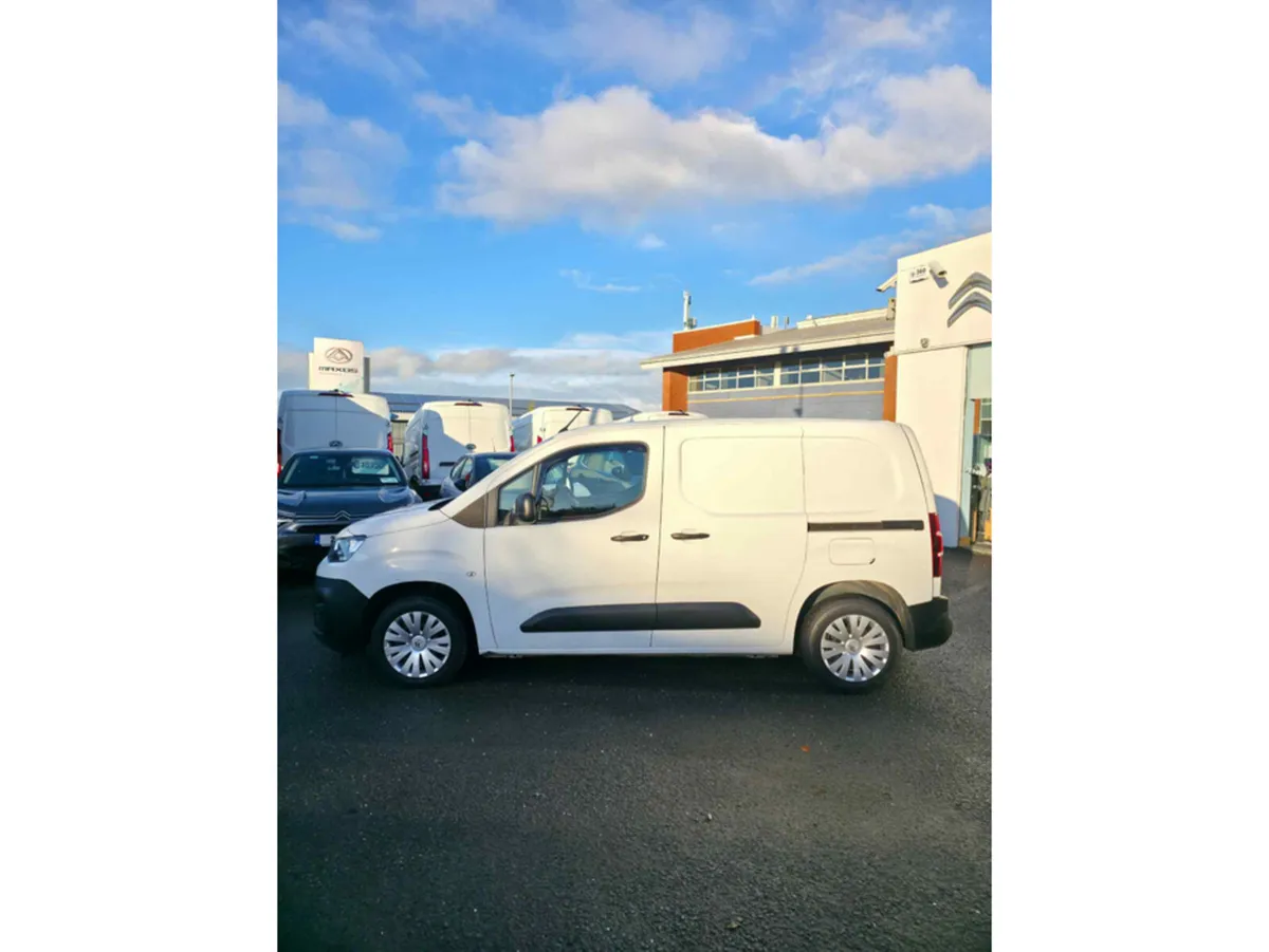 Citroen Berlingo ENT 1.5 BLUE HDI 75 650 650KG M 3 - Image 3