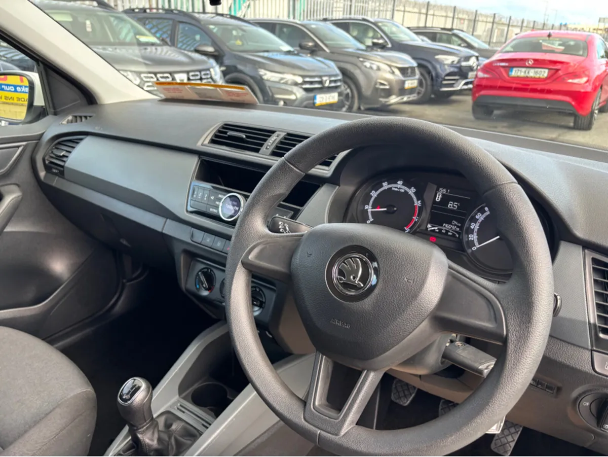 Skoda Fabia ACTIVE 1.0 MPI 60HP 4DR - Image 2