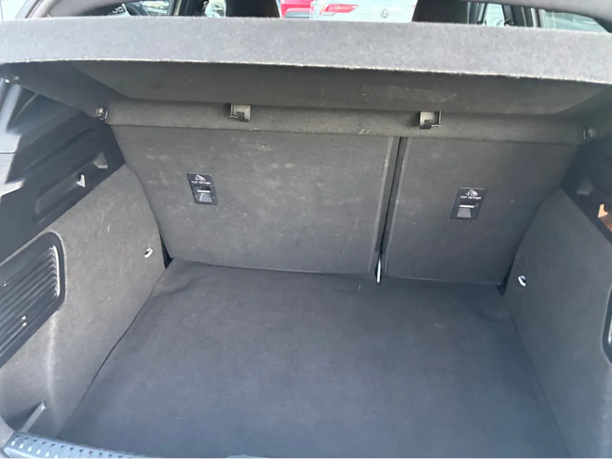 Ford Focus ST-LINE 1.0T 125 M6 FWD - Image 3