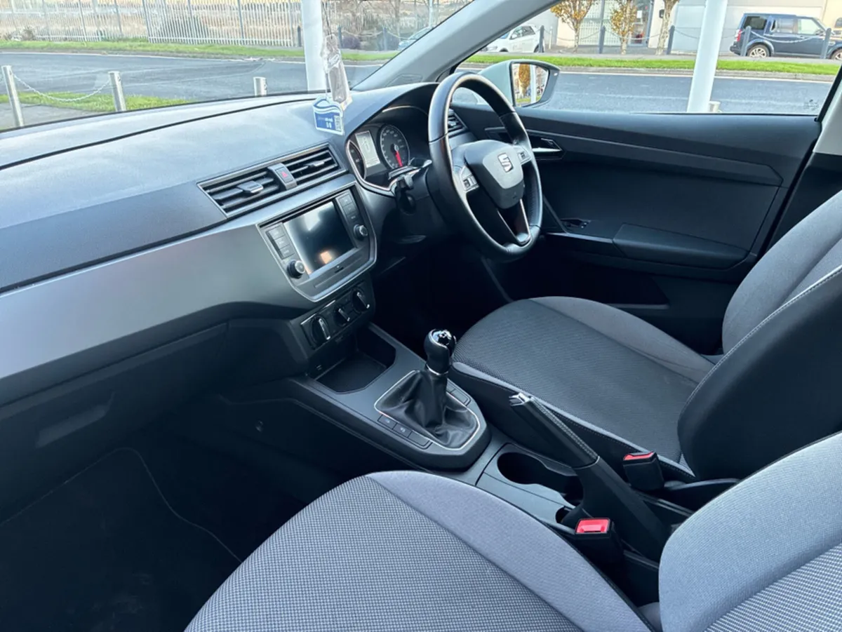 SEAT Ibiza 1.0 MPI 75HP SE 5DR - Image 3