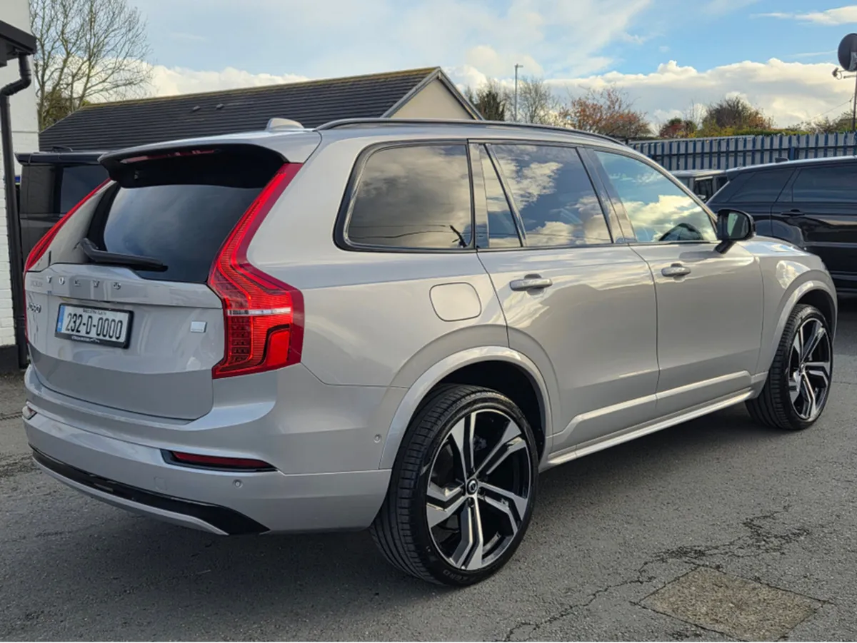 Volvo XC90 (232) ULTIMATE T8 RECHARGE 455 BHP AWD - Image 3