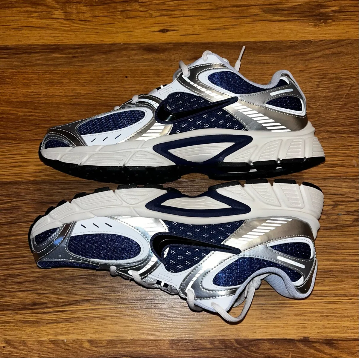 Nike men’s trainer UK10.5 - Image 2