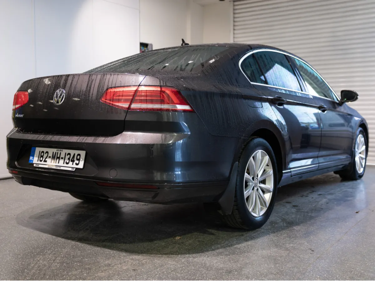 Volkswagen Passat CL 1.6 TDI MANUAL 6SPEED FWD 120 - Image 4