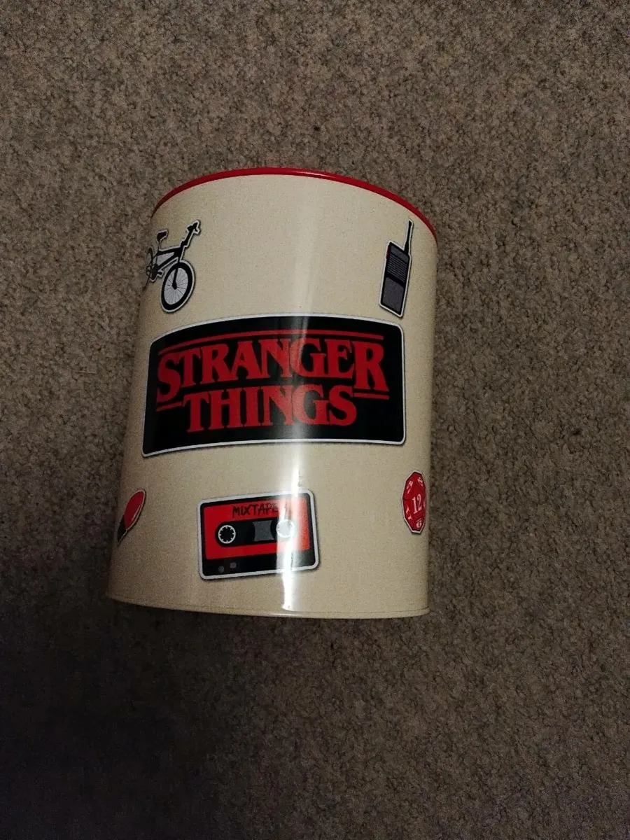 STRANGER THINGS - Image 1